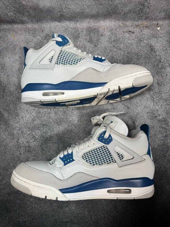 Size 11.5 | Jordan 4 Military Blue With Box | Pre-Owned main image 8